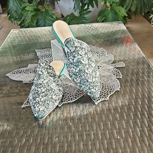 Elegant Green Slip-On Women's Shoes